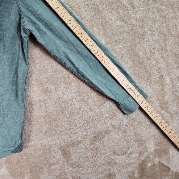 L.L. Bean Aqua Blue Button-Down Shirt Women's Size Medium Pockets Long Sleeve - Picture 6 of 10